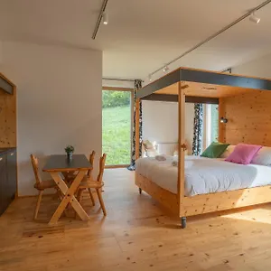 https://resort-eco-glamping-kristof.hotels-in-ljubljana.com